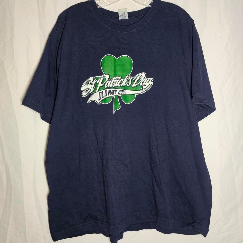 vintage y2k 2000s navy blue old navy tshirt